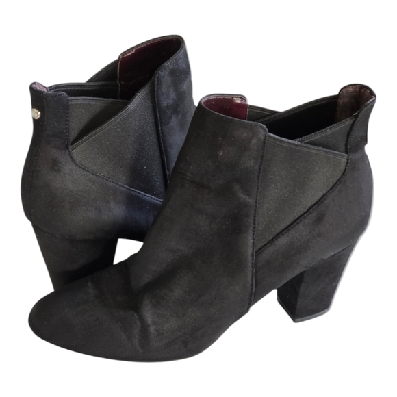 BCBGenation Ankle Boots Women Sz 9M Black Dolan Suede Block Heel Pointed Toe - Picture 4 of 16